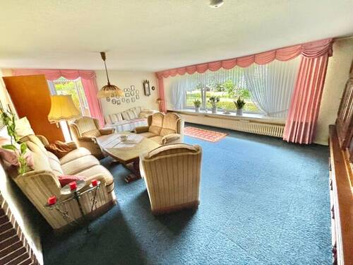 Hauptwohnung Wohnzimmer vom Büro - 