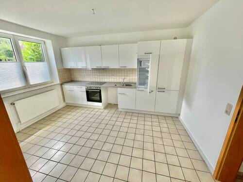 EG Wohnung Seite Küche groß - 
