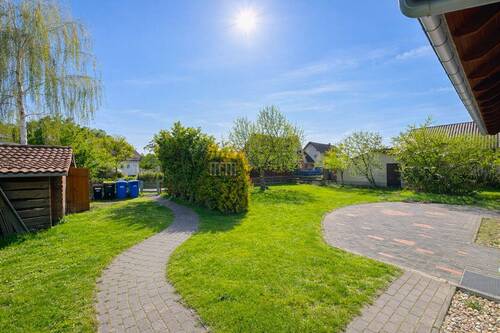 Trumahfter Garten - 7 Zimmer Mehrfamilienhaus, Wohnhaus zum Kaufen in Michendorf