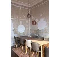 Flexible Schreibtischplätze im Berliner Shabby-Chic-Studio - sofort verfügbar