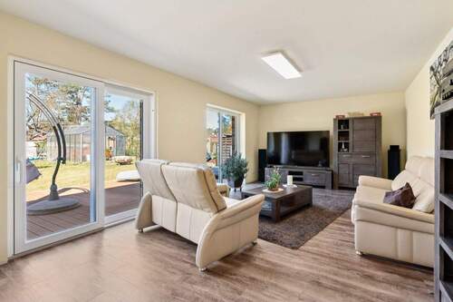 Wohnbereich - 4 Zimmer Bungalow in Berlin