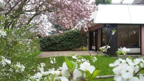 große Gartenterrasse - 3 Zimmer Bungalow in Bonn