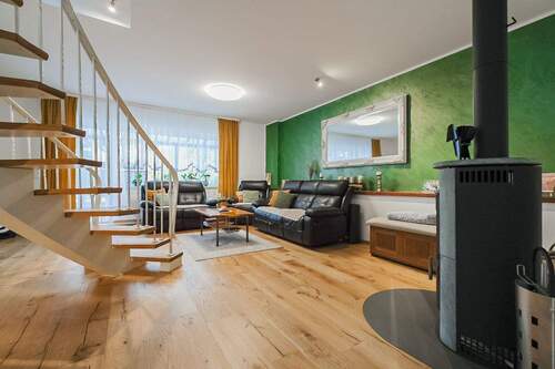 Wohnzimmer - Einfamilienhaus mit 200,00 m&sup2; in Alfeld zum Kaufen