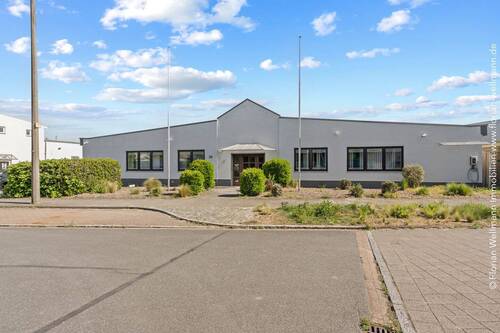 Bild 3 - Halle in Bremen