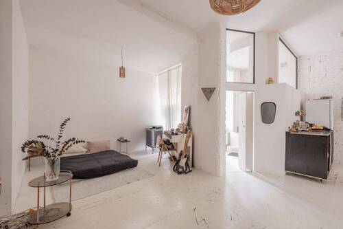 Zimmer - Authentisches Wohnatelier mit einer Gesamtfläche von ca. 112 m² zum Leben und Arbeiten im Donaukiez