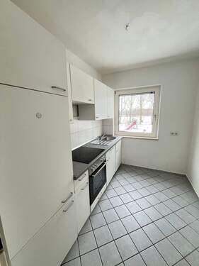 Küche - Kleine 4-Zimmer-Wohnung (68qm) frei!