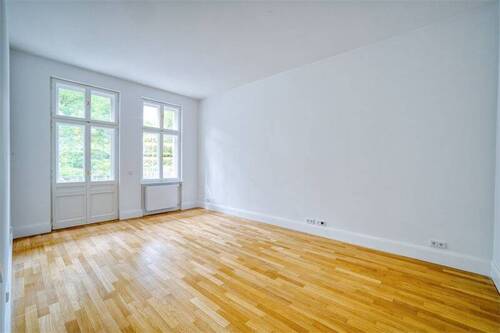 WE 16 GH mitte Wohnzimmer mit - 2 Zimmer Etagenwohnung zum Kaufen in Berlin