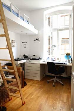 Schlafzimmer mit Hochbett - 