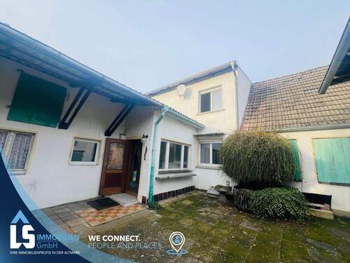 Hausansicht - 5 Zimmer Einfamilienhaus zum Kaufen in Gardelegen