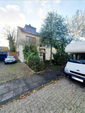 Ansicht - 1 Zimmer Mehrfamilienhaus, Wohnhaus in Köln