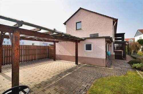 Freisitz - Einfamilienhaus mit 120,00 m&sup2; in Leonberg zum Kaufen