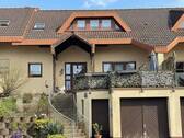 IMG_0328.jpg - Familienfreundliches Reihenhaus mit 3 Schlafzimmer- Terrassen und Garage
