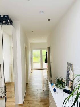 Eingangsbereich Wohnung - 