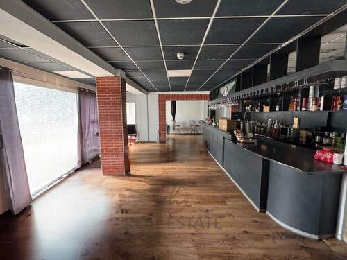 1.jpg - LadenBürofläche mit Fensterfront in Hamburg Wandsbek