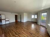 Wohnzimmer - Etagenwohnung mit 76,00 m&sup2; in Aalen zum Kaufen
