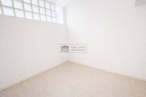 Praktische Küche - Etagenwohnung mit 35,90 m&sup2; in Köln zum Kaufen