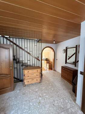 Bild 3 - 5 Zimmer Reihenendhaus in Essen