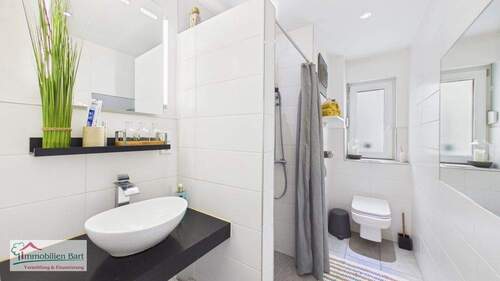 Badezimmer EG - Doppelhaushälfte mit 112,00 m&sup2; in Merzig zum Kaufen