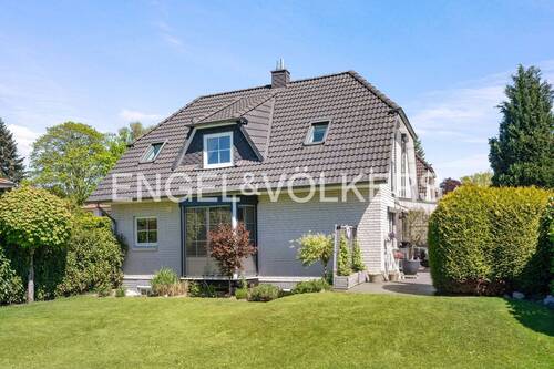 Bild 1 - Stilvolles Familienparadies mit über 230m² Wohn-Nutzfläche und herrlichem Garten in idyllischer Lage!