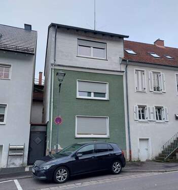 Ansicht - Einfamilienhaus über 3 Etagen + 2020 komplett renoviert+ mit großer Dachterrasse (ca. 80 m²) in St. Ingbert (Nähe Innenstadt)
