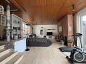 Wohnzimmer mit Kamin - 