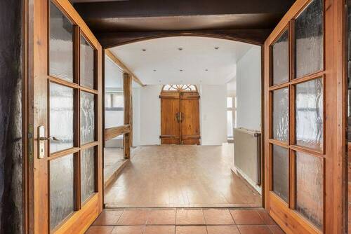 Diele - 1 Zimmer Mehrfamilienhaus, Wohnhaus zum Kaufen in Lüneburg
