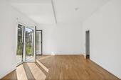 Wohnzimmer mit Terrasse - 