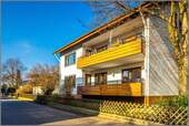Dreifamilienhaus - Gepflegtes, großes Dreifamilienhaus! Überwiegend leer in schöner Wohnlage!