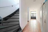 Eingang - 1 Zimmer Mehrfamilienhaus, Wohnhaus zum Kaufen in Hamburg