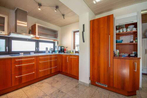 ... hochwertige Einbauküche - 