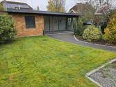 Gartenhaus mit Terrasse - 