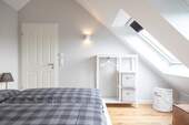 Schlafzimmer DG - 