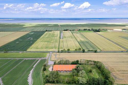 Außenansicht - Etagenwohnung mit 93,00 m&sup2; in Dornum / Neßmersiel zum Kaufen