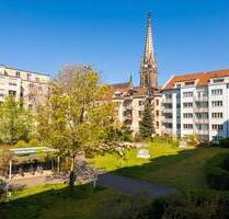 Grüne Oase und fußläufig zur Innenstadt - bezugsfreie 2-Zimmer mit Balkon & Tiefgarage - Leipzig Zentrum-Süd