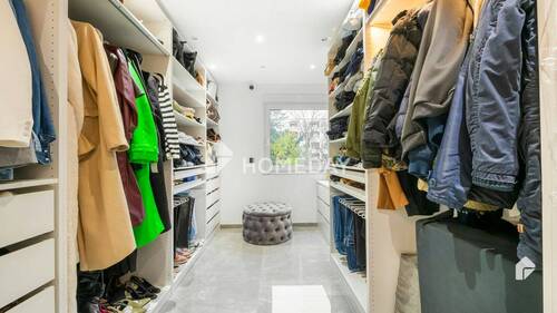 Ankleidezimmer 2 - 