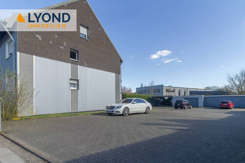 Hof - 1 Zimmer Mehrfamilienhaus, Wohnhaus in Kamen