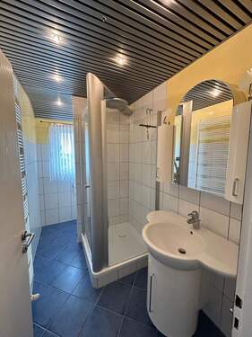 Badezimmer Wohnung OG - 