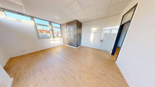 Büroraum - Repräsentative Bürofläche (in Bürogemeinschaft) im Herzen Kassels mit Top-Anbindung