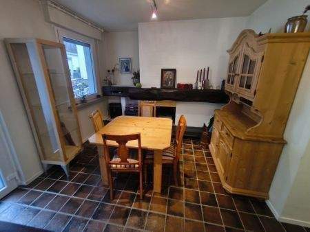 Kaminzimmer mit Essecke - 