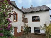 Rückansicht Wohnhaus - Bauernhaus, Landhaus mit 125,00 m&sup2; in Schwirzheim zum Kaufen