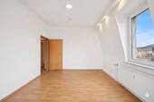 Zimmer 1 - 2 Zimmer Etagenwohnung zur Miete in Freital