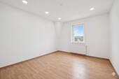 Zimmer 2 - 