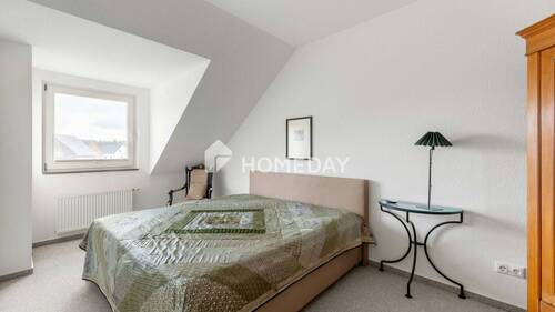 1. OG Elternschlafzimmer 1 - 