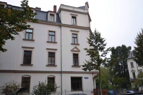 a (1).JPG - DD- Striesen - Schicke 2-Zi- Altbauwohnung mit Balkon