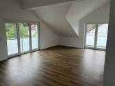 Kochen/Essen/Wohnen - 3 Zimmer Etagenwohnung in Grünbach (Bockhorn)