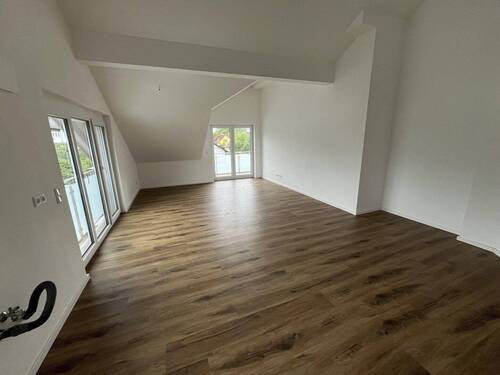 Kochen/Essen/Wohnen - Etagenwohnung mit 92,90 m&sup2; in Grünbach (Bockhorn) zur Miete
