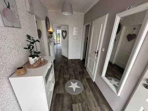 Eingangsbereich - 8 Zimmer Einfamilienhaus in Rhauderfehn