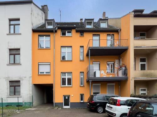 Innenhof - Stellplatz - 