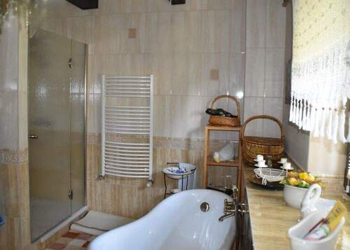 Wannen-und Duschbad - 