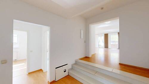 Wohnungseingang EG - 